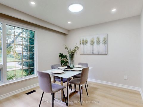 Photo 9 at 54 Bledlow Manor Drive, Guildwood, Toronto