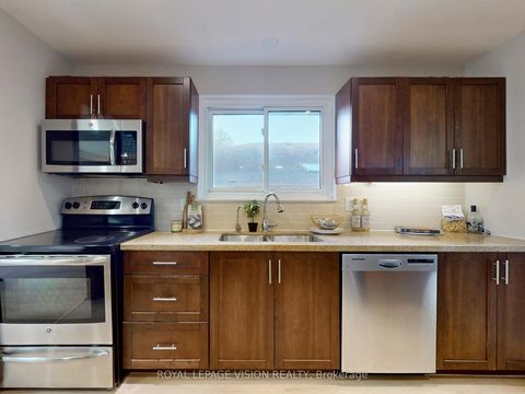 Photo 13 at 54 Bledlow Manor Drive, Guildwood, Toronto