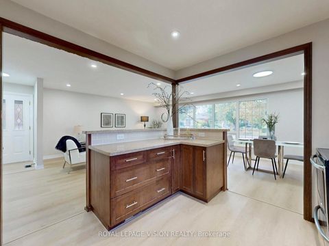 Photo 14 at 54 Bledlow Manor Drive, Guildwood, Toronto