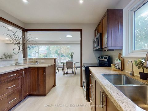 Photo 15 at 54 Bledlow Manor Drive, Guildwood, Toronto