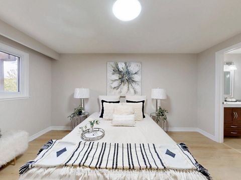 Photo 18 at 54 Bledlow Manor Drive, Guildwood, Toronto