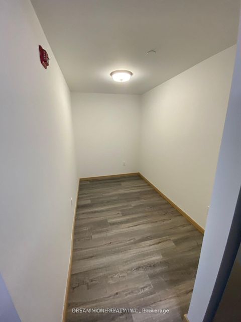 Photo 4 at B116 - 50 Morecambe Gate, L'Amoreaux, Toronto