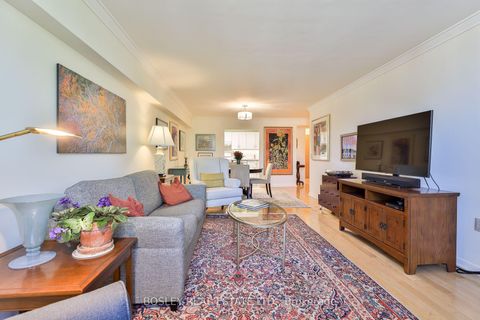 Photo 11 at 408 - 955 Millwood Road, Leaside, Toronto