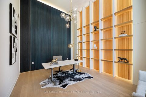 Photo 3 at 207 Ellerslie Avenue, Willowdale West, Toronto