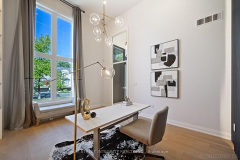 Photo 4 at 207 Ellerslie Avenue, Willowdale West, Toronto