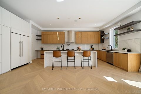 Photo 17 at 207 Ellerslie Avenue, Willowdale West, Toronto