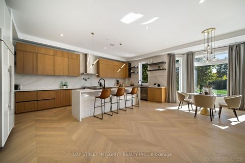 Photo 18 at 207 Ellerslie Avenue, Willowdale West, Toronto