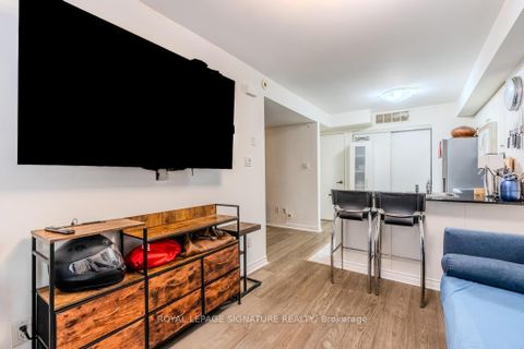 Photo 4 at 703 - 10 Laidlaw Street, South Parkdale, Toronto