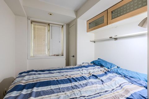 Photo 13 at 703 - 10 Laidlaw Street, South Parkdale, Toronto