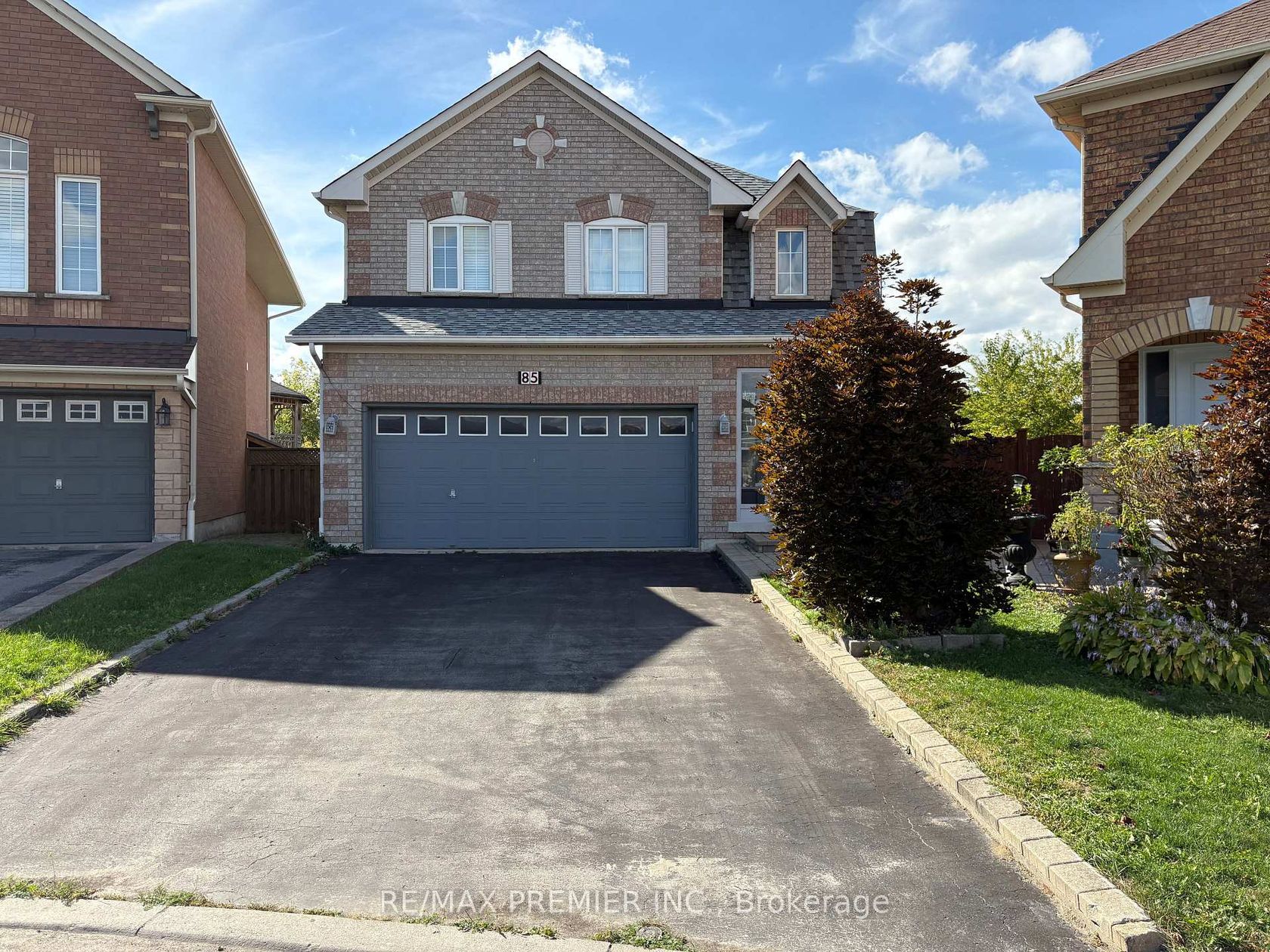 85 Meadow Oak Place, Pelmo Park W4, Toronto 