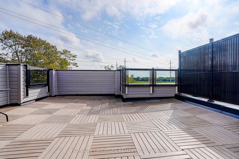 Photo 22 at 364 - 515 Kingbird Grove, Rouge E11, Toronto