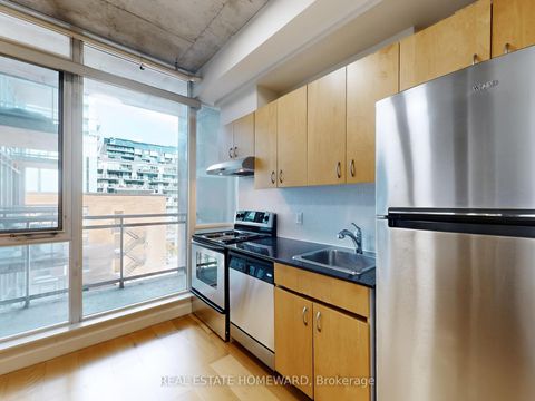 Photo 5 at 601 - 38 Niagara Street, Waterfront Communities C1, Toronto