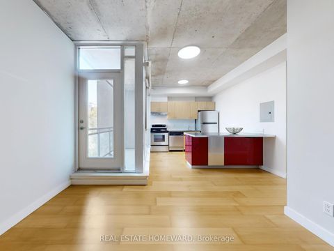 Photo 8 at 601 - 38 Niagara Street, Waterfront Communities C1, Toronto