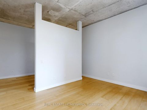 Photo 10 at 601 - 38 Niagara Street, Waterfront Communities C1, Toronto