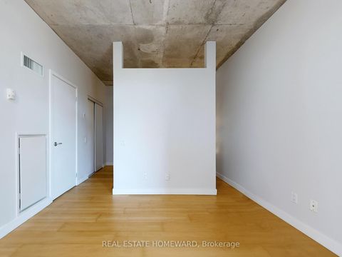 Photo 11 at 601 - 38 Niagara Street, Waterfront Communities C1, Toronto