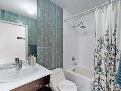 Photo 15 at 601 - 38 Niagara Street, Waterfront Communities C1, Toronto