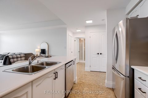 Photo 14 at 408 - 53 Woodbridge Avenue N, East Woodbridge, Vaughan