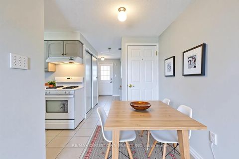 Photo 4 at 71 Goodwin Drive, Painswick South, Barrie