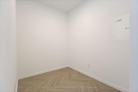 Photo 5 at 818 - 689 The Queensway Street, Queensway, Toronto