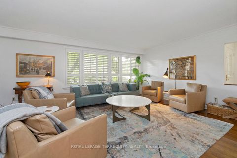 Photo 10 at 416 The Kingsway, Rosethorn, Toronto