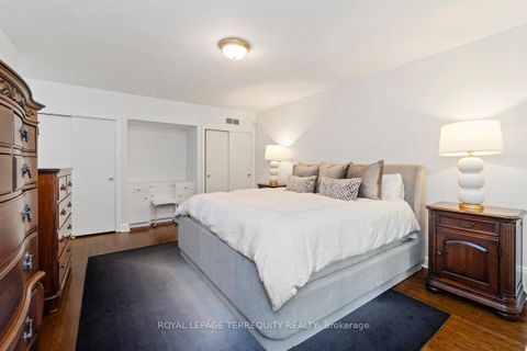 Photo 21 at 416 The Kingsway, Rosethorn, Toronto