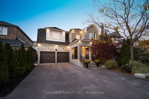 Photo 2 at 6 Filippazzo Road, Vellore Village, Vaughan