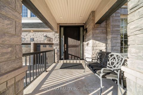 Photo 4 at 6 Filippazzo Road, Vellore Village, Vaughan
