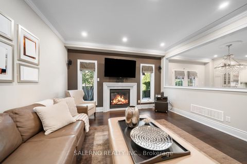 Photo 10 at 6 Filippazzo Road, Vellore Village, Vaughan