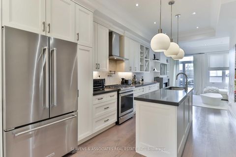 Photo 8 at 51B Burnaby Boulevard, Eglinton, Toronto Photo 8 at 51B Burnaby Boulevard, Eglinton, Toronto