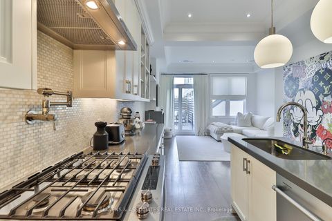 Photo 9 at 51B Burnaby Boulevard, Eglinton, Toronto