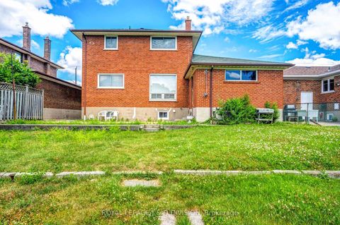 Photo 11 at 20 Macleod Street, Maple Leaf, Toronto