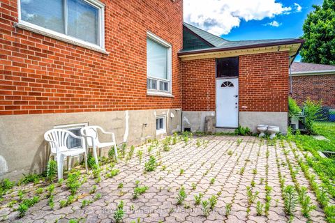 Photo 14 at 20 Macleod Street, Maple Leaf, Toronto