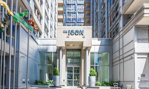 Photo 1 at 618 - 270 Wellington Street W, Waterfront Communities C1, Toronto