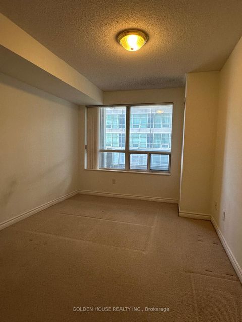 Photo 9 at 618 - 270 Wellington Street W, Waterfront Communities C1, Toronto