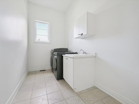 Photo 25 at 3340 Meadow Marsh Crescent, JM Joshua Meadows, Oakville