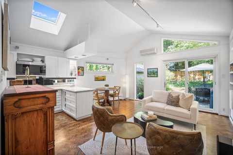 Photo 15 at 470 Roselawn Avenue, Lawrence Park South, Toronto