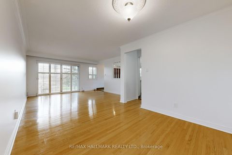 Photo 7 at 154 Shoreham Drive, Black Creek, Toronto