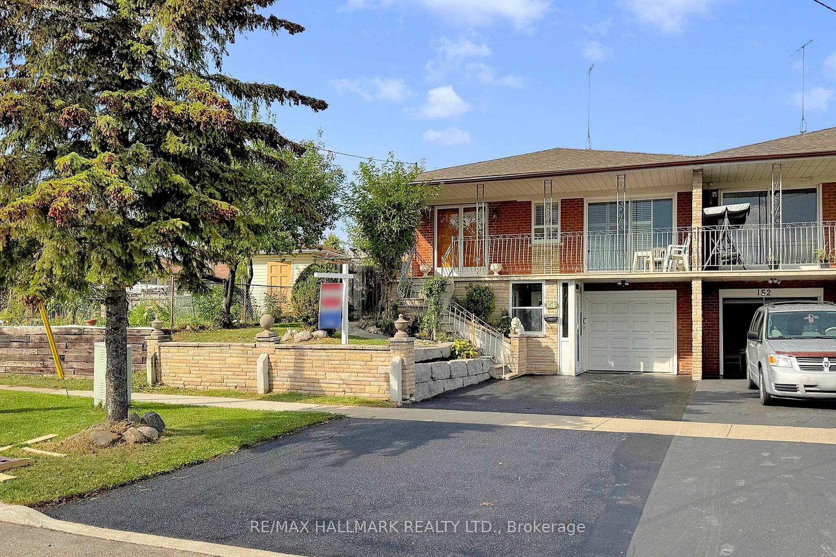 154 Shoreham Drive, Black Creek, Toronto 
