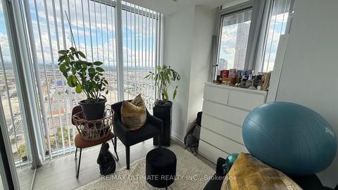 Photo 11 at 3304 - 7895 Jane Street, Concord, Vaughan