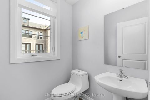 Photo 17 at 23 - 260 Eagle Street, Central Newmarket, Newmarket