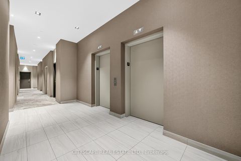 Photo 7 at 210 - 60 Honeycrisp Crescent, Vaughan Corporate Centre, Vaughan