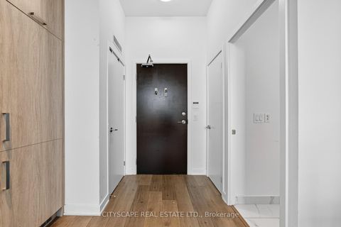 Photo 9 at 210 - 60 Honeycrisp Crescent, Vaughan Corporate Centre, Vaughan