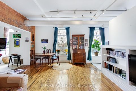 Photo 11 at 18 - 121 Prescott Avenue, Pellam Park, Toronto