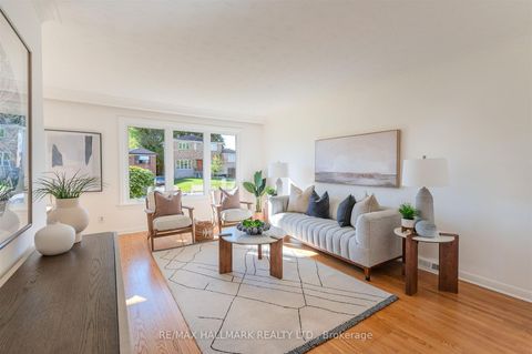 Photo 6 at 172 Brighton Avenue, Bathurst Manor, Toronto Photo 6 at 172 Brighton Avenue, Bathurst Manor, Toronto