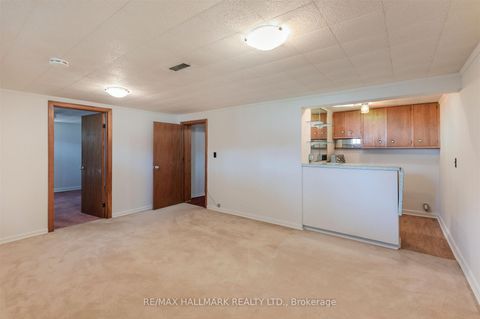 Photo 28 at 172 Brighton Avenue, Bathurst Manor, Toronto