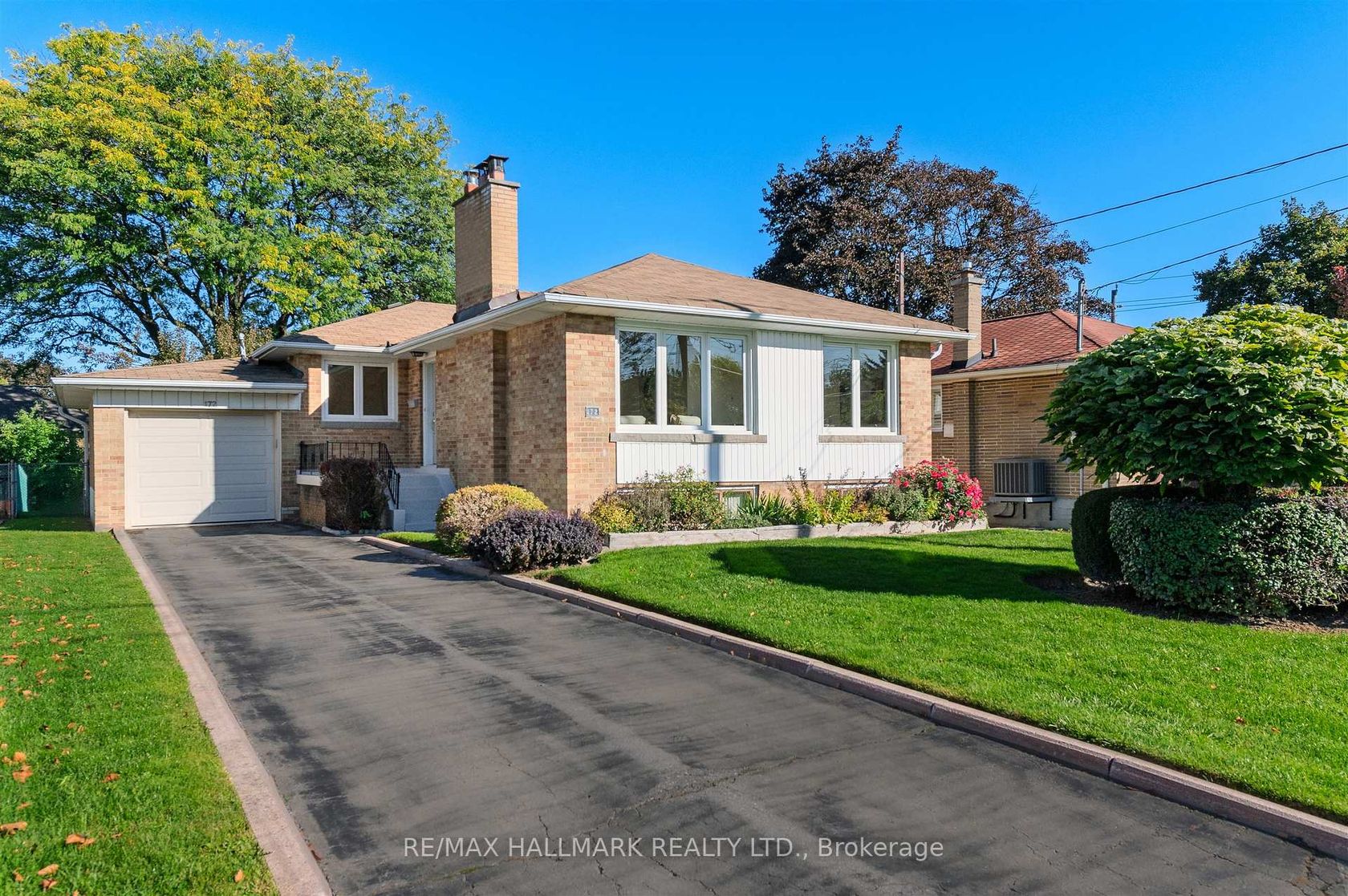 172 Brighton Avenue, Bathurst Manor, Toronto 