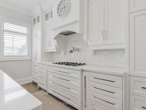 Photo 17 at 111 Codsell Avenue, Bathurst Manor, Toronto Photo 17 at 111 Codsell Avenue, Bathurst Manor, Toronto