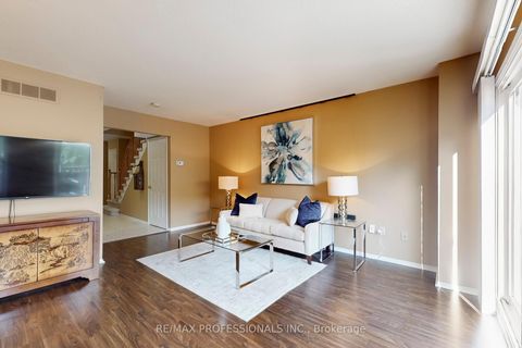 Photo 7 at 46 Tamarack Circle, The Westway, Toronto