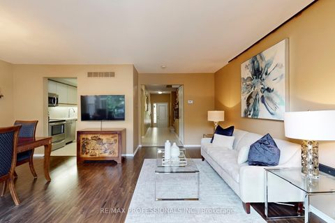 Photo 8 at 46 Tamarack Circle, The Westway, Toronto