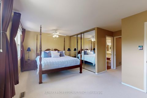 Photo 16 at 46 Tamarack Circle, The Westway, Toronto